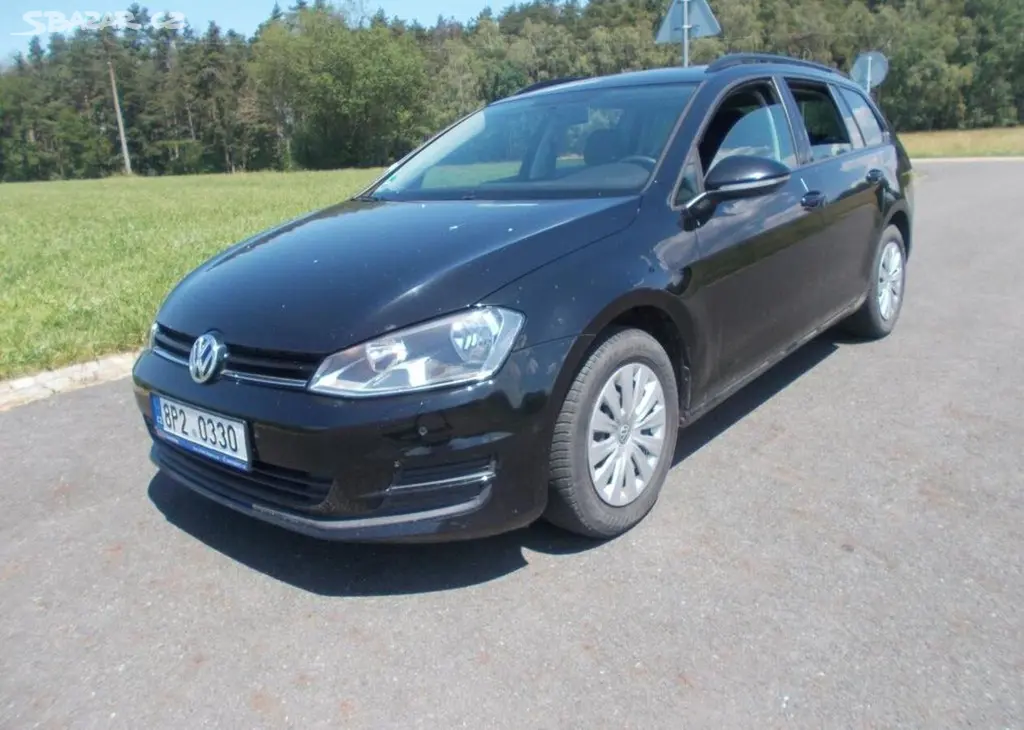 Volkswagen Golf 1,6 TDI 81KW nafta manuální